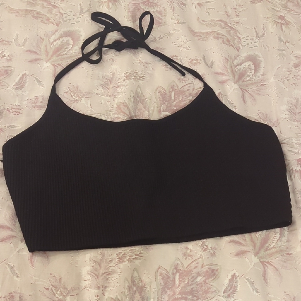 Babaton Black Ribbed Halter Crop Top